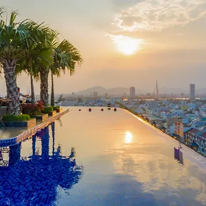 Hotel Fivitel Queen